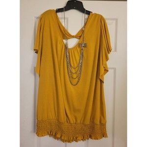 Plus-Size Top with Layered Necklace by Eyeshadow Size 3X